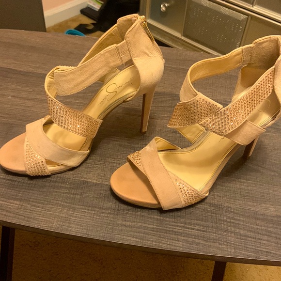 These are high heels perfect for any occasion! Jessica Simpson, 11M, Rose Gold!! - Picture 5 of 5